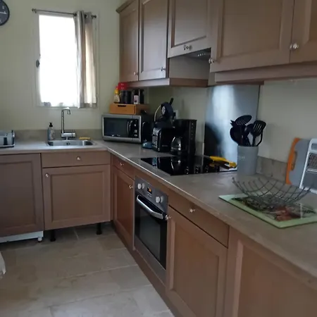 Holiday home Petit Nid Douillet *
